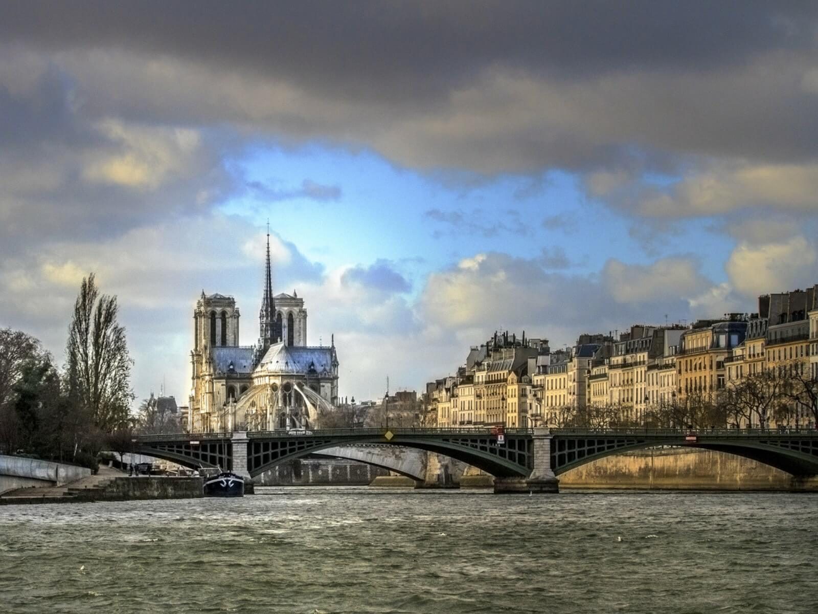  Notre Dame Architecture French Gothic At Its Best 