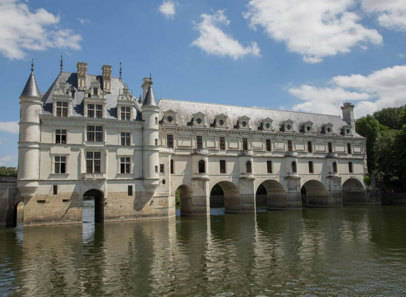 Chenonceau one of the 6 days trips from paris