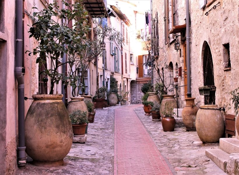 Street in La Turbie: Honeymoon in Provence Episode