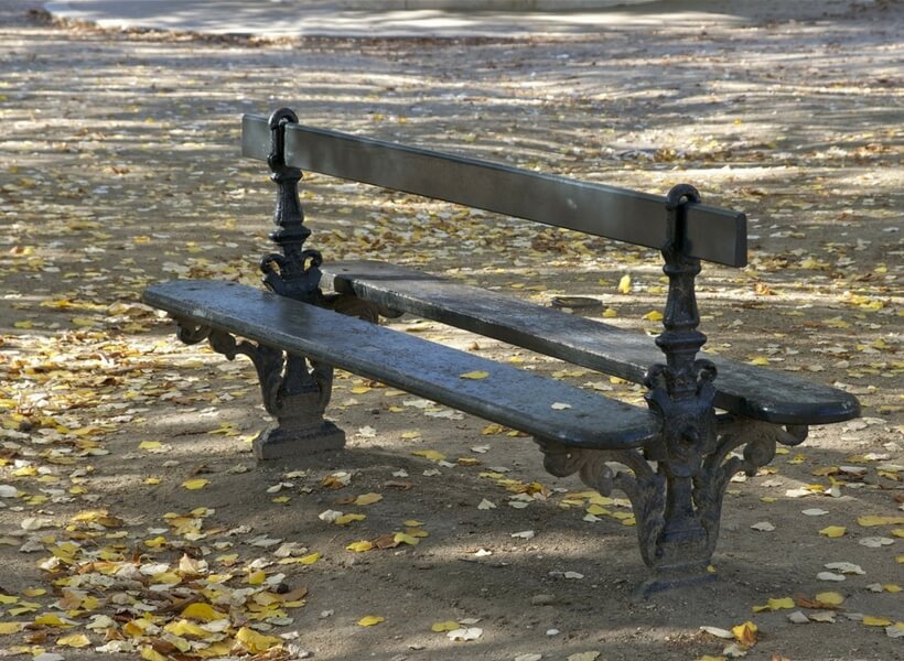 Empty park bench in Paris