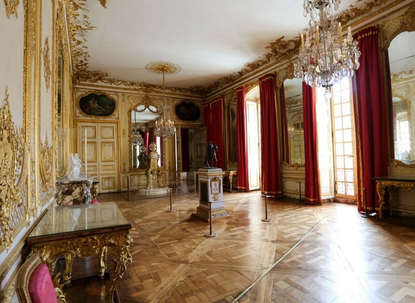 a room in the private apartments of Versailles; day trip to versailles from paris