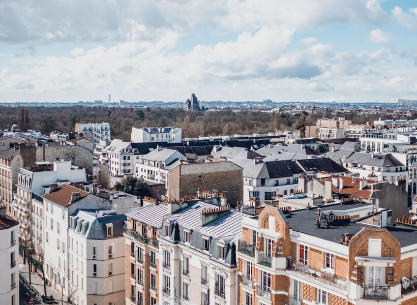 the rooftops of Vincennes with the dungeon in the distance