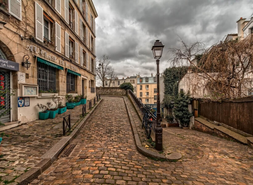 street in Montmatre where every detail has been airbrushed and perfected: vacation photos