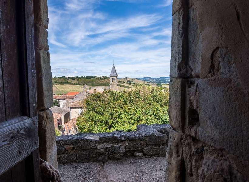 The village of Lautrec in the Tarn :Lautrec and Castres in the Tarn episode