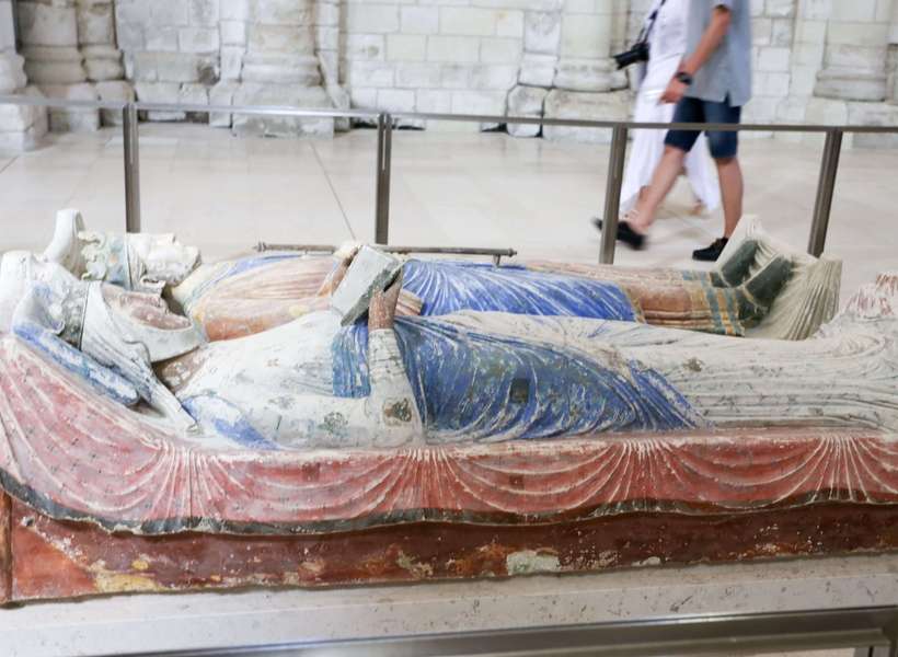 Recumbent of Eleanor of Aquitaine in the Fontevraud Abbey