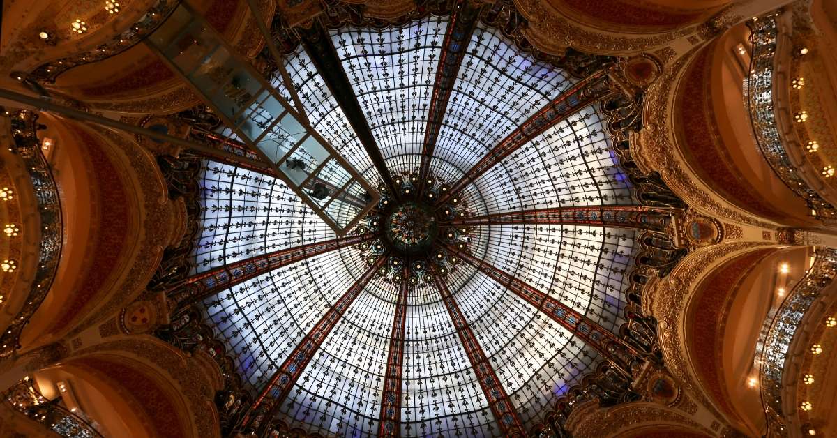 The dome of the Galleries Lafayette: les grands magasins in Paris episode