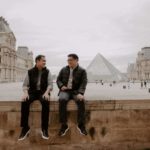 Erenesto and his brother at the Louvre: brothers meet in Paris episode