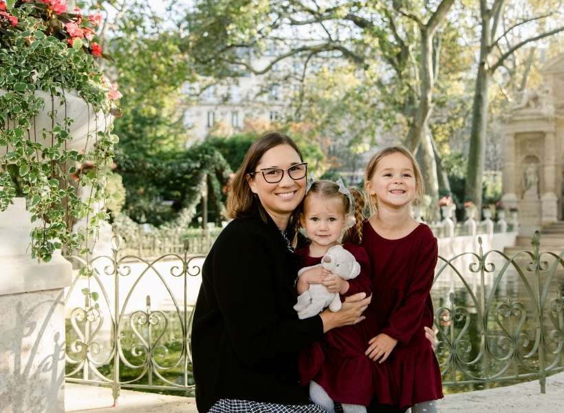 Brooke and her daughters: French Professor Visits France episode