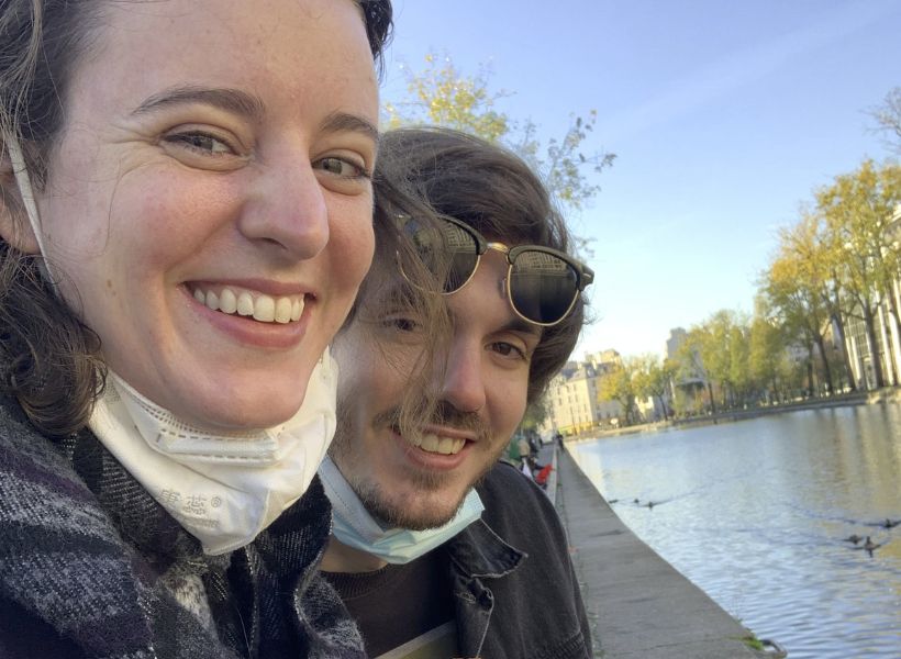 Erin Tridlen and her fiancé: Surviving Paris for Newbies episode