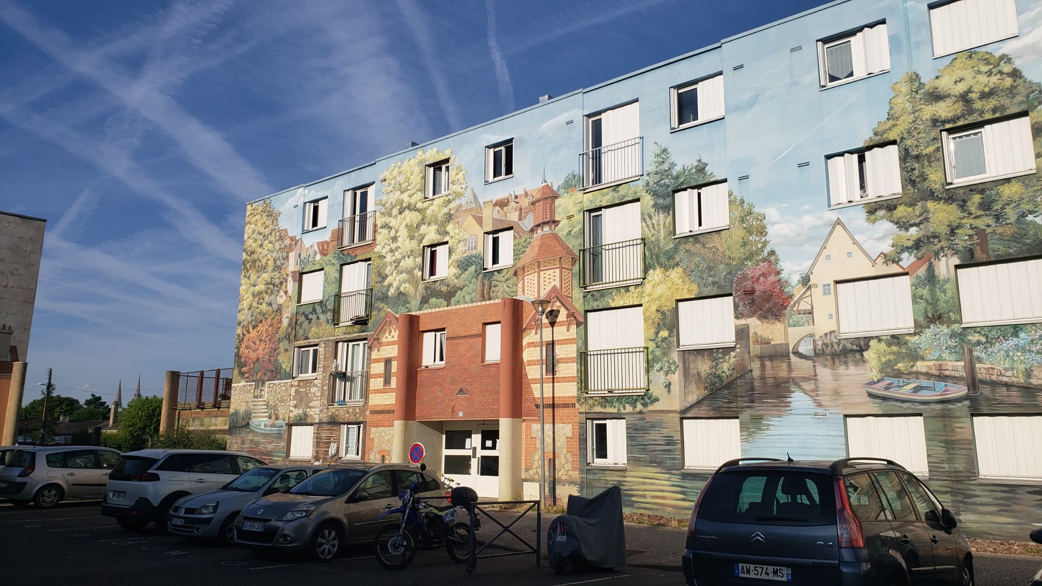 Art Mural: Visiting Chartres from Paris episode