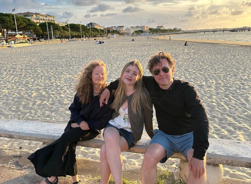 Mali's husband and daughters: Home Exchange in France episode