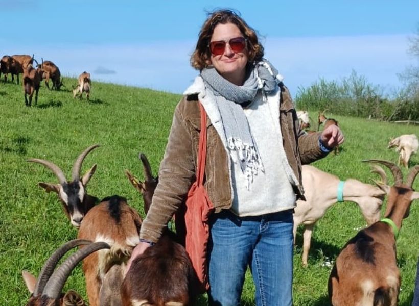 Jenine Lurie and goats: Taste of Gascony episode